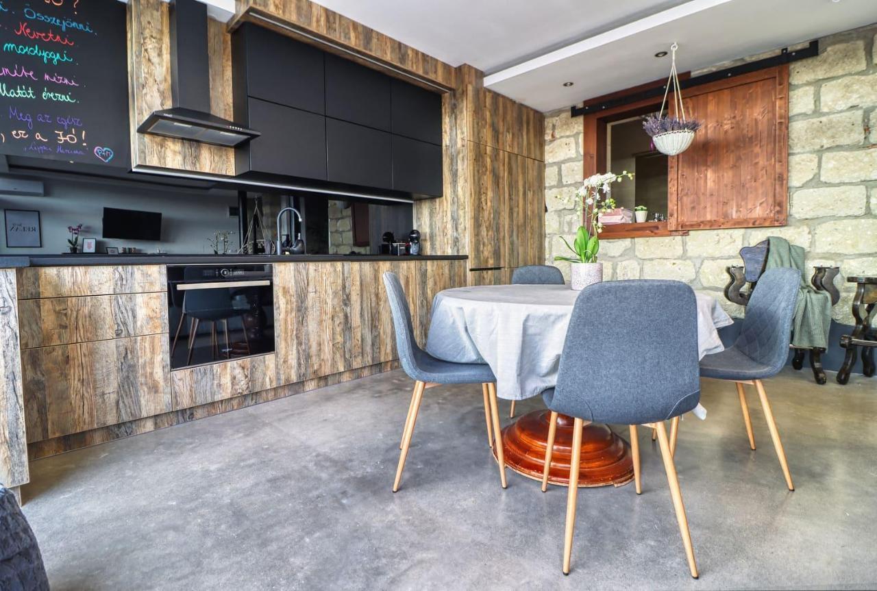 Hab Home Apartman Eger Exterior photo